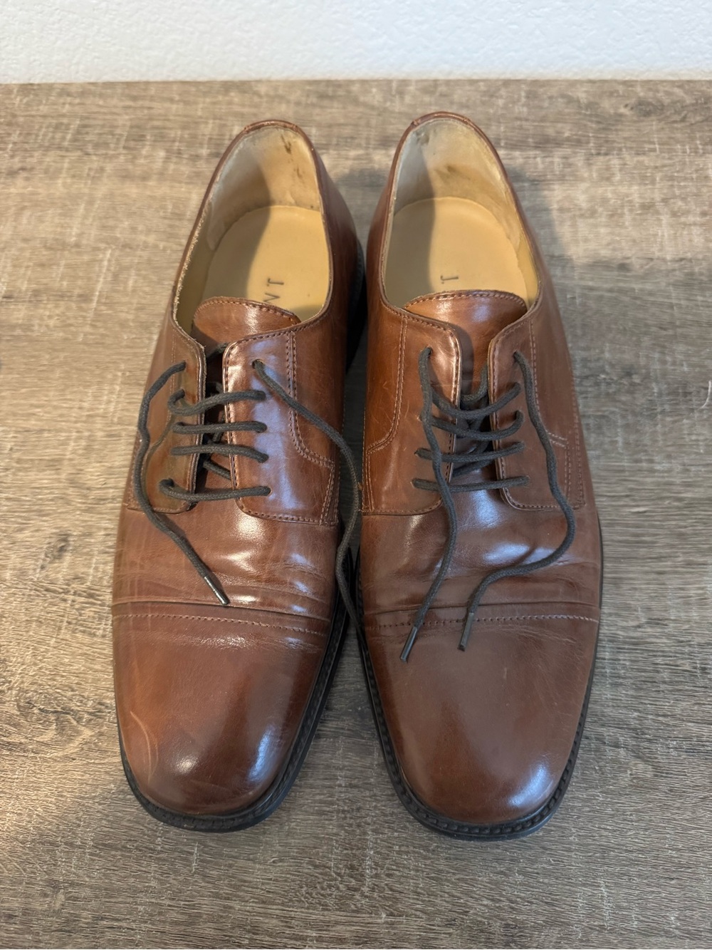 Johnston & Murphy Brown Leather Derby Oxfords with Dark Laces